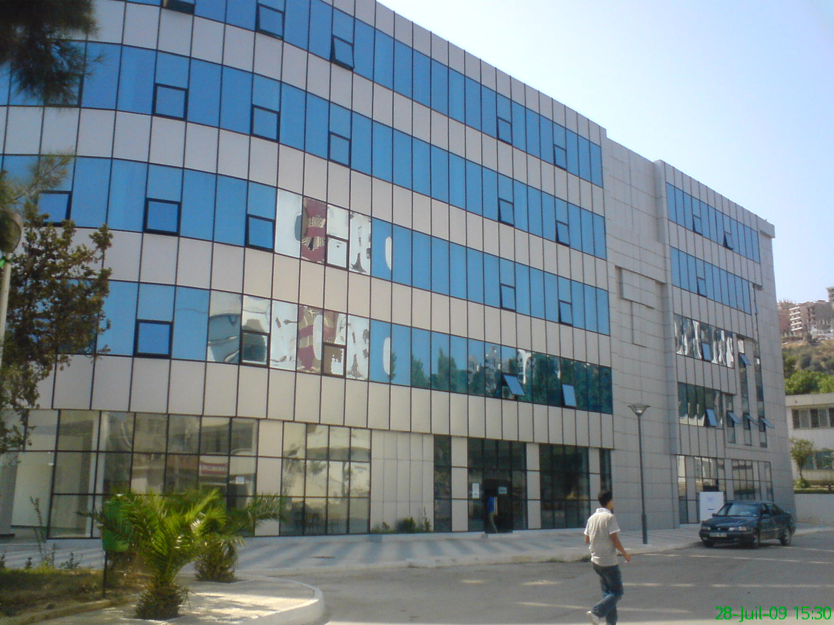 la vue de notre facult&eacute;